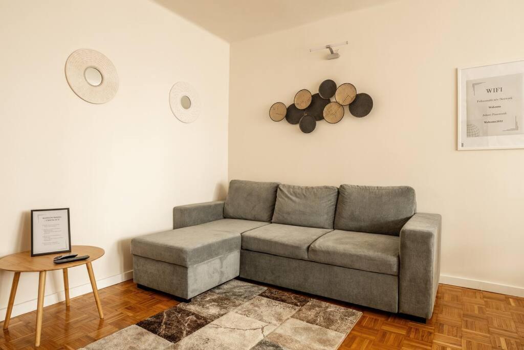 Petofi Family Apartman Debrecen Eksteriør bilde
